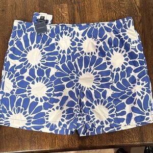 Lands' End Blue and White Floral Men's Swim Trunks